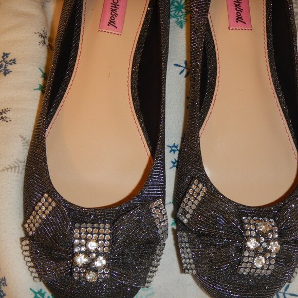 BEAUTIFUL BETSTY JOHNSON BOW SPARKLE FLATS SO MUCH GLAM NEW - Picture 15 of 16